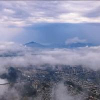 肇庆北岭山春雨后云海仙境
    一场春雨洗尽尘嚣，肇庆北岭山的春日清晨，成了天