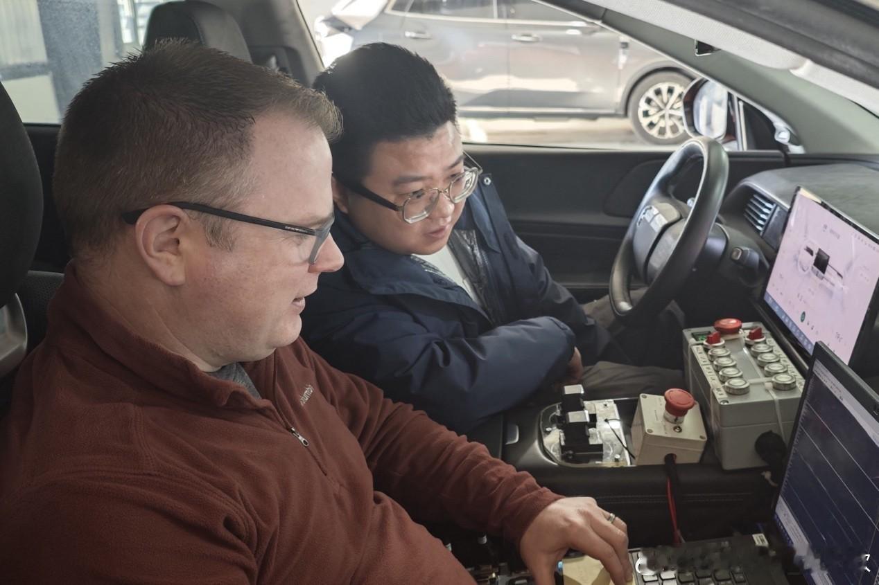 京西智行冬测用的是小鹏G6，是不是意味着小鹏在和京西做联合开发。因为京西只是个纯