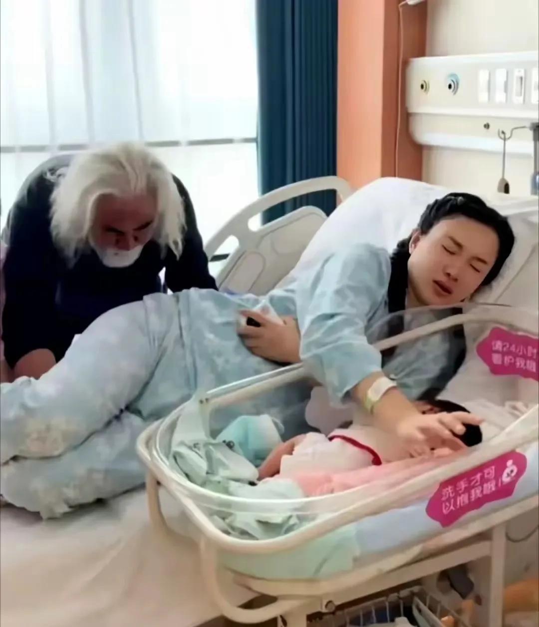 伺候月子又烦又累，张纪中为什么非要亲力亲为？他应该是想让小娇妻感受到他很重视她，