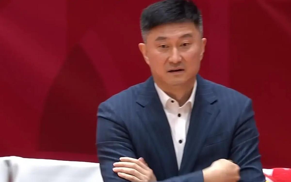 这波操作你服不服？广东宏远新援焦泊乔开季成输家！本赛季场均出场9.3分钟，只拿2