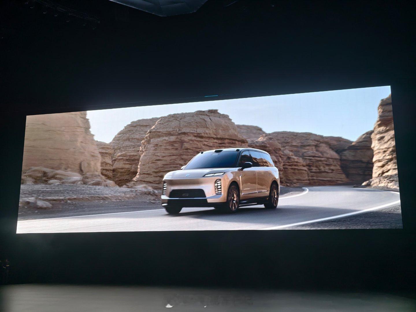 蔚来ES9这宣传片真拍的太棒了！气场和气势太搭了，特别是最后登封的这一段，绝！旗