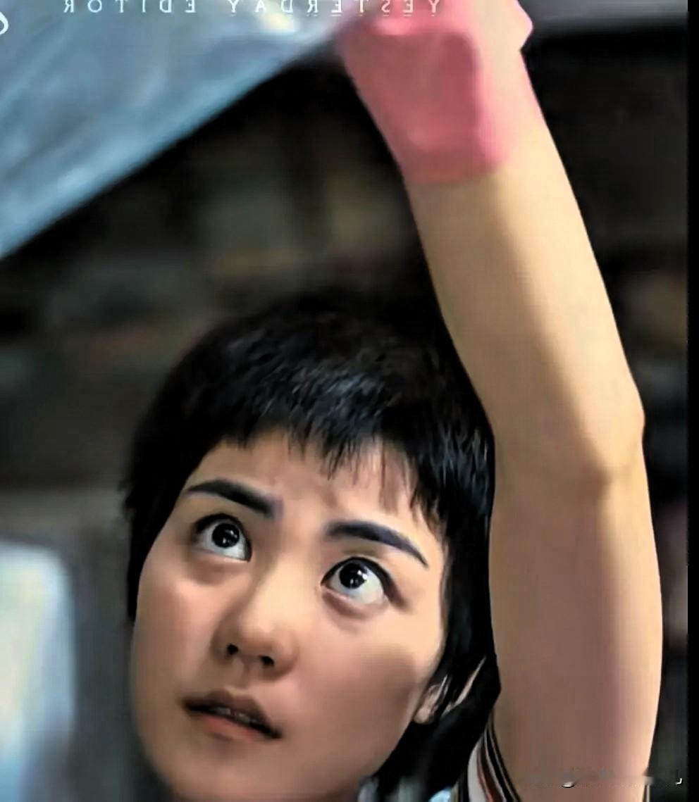 王菲是那种在王家卫的电影拍摄中，一般只拍一遍就走的演员。

杜可风说过，王菲比较