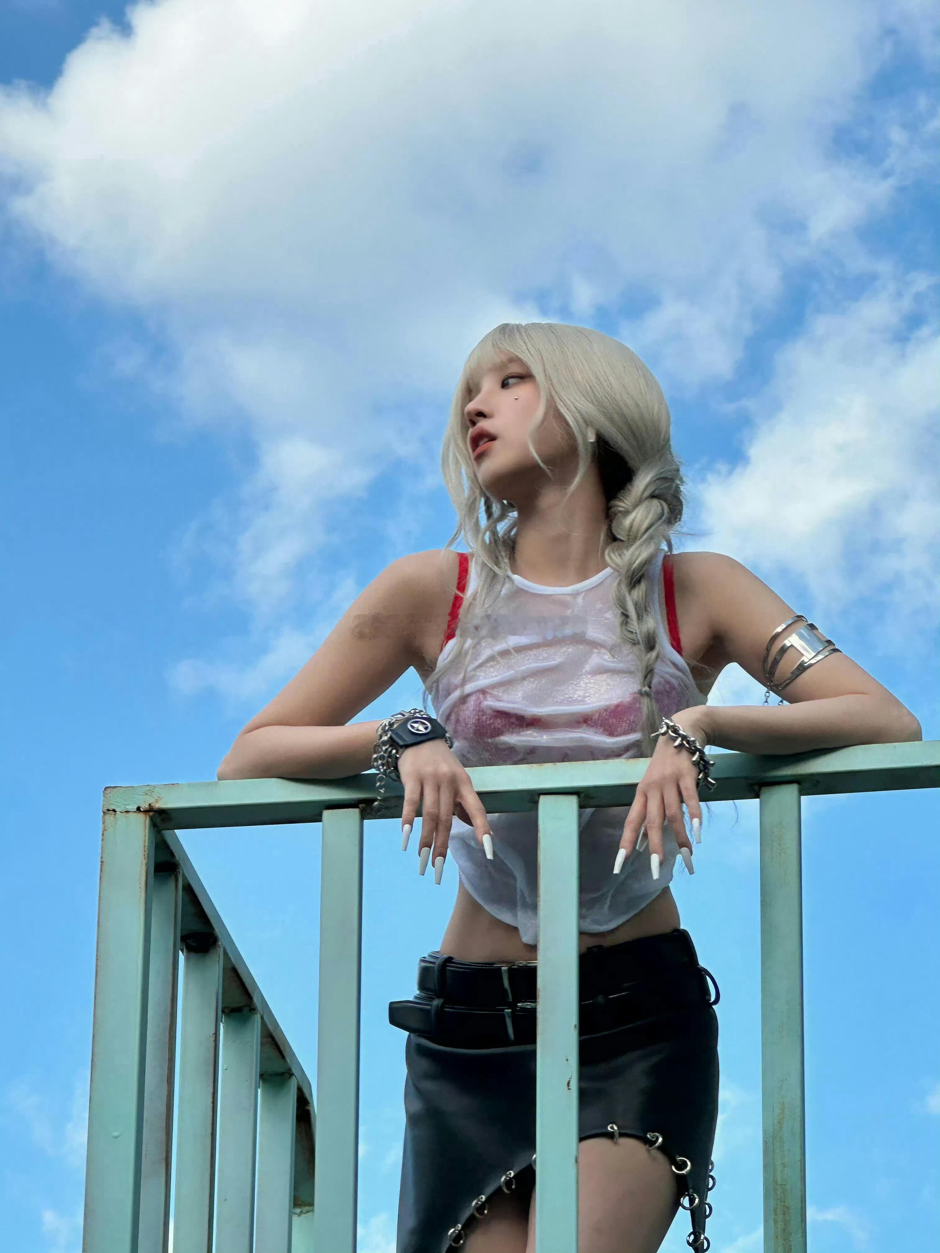 宋雨琦写真宋雨琦鼻饰宋雨琦