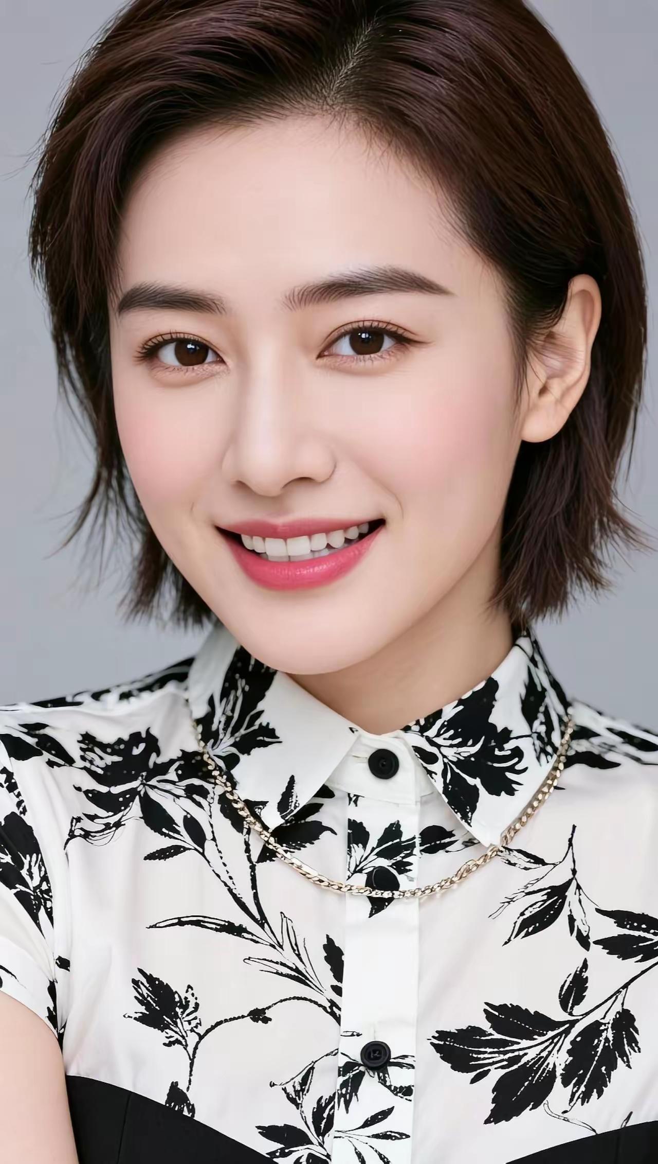 花旗袍好美啊