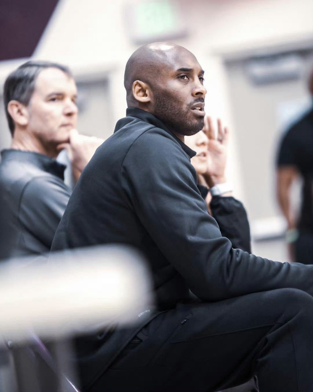 每个人生命里都会出现对你产生巨大影响的那个人，只是当时也许你并不会明白，而时间会