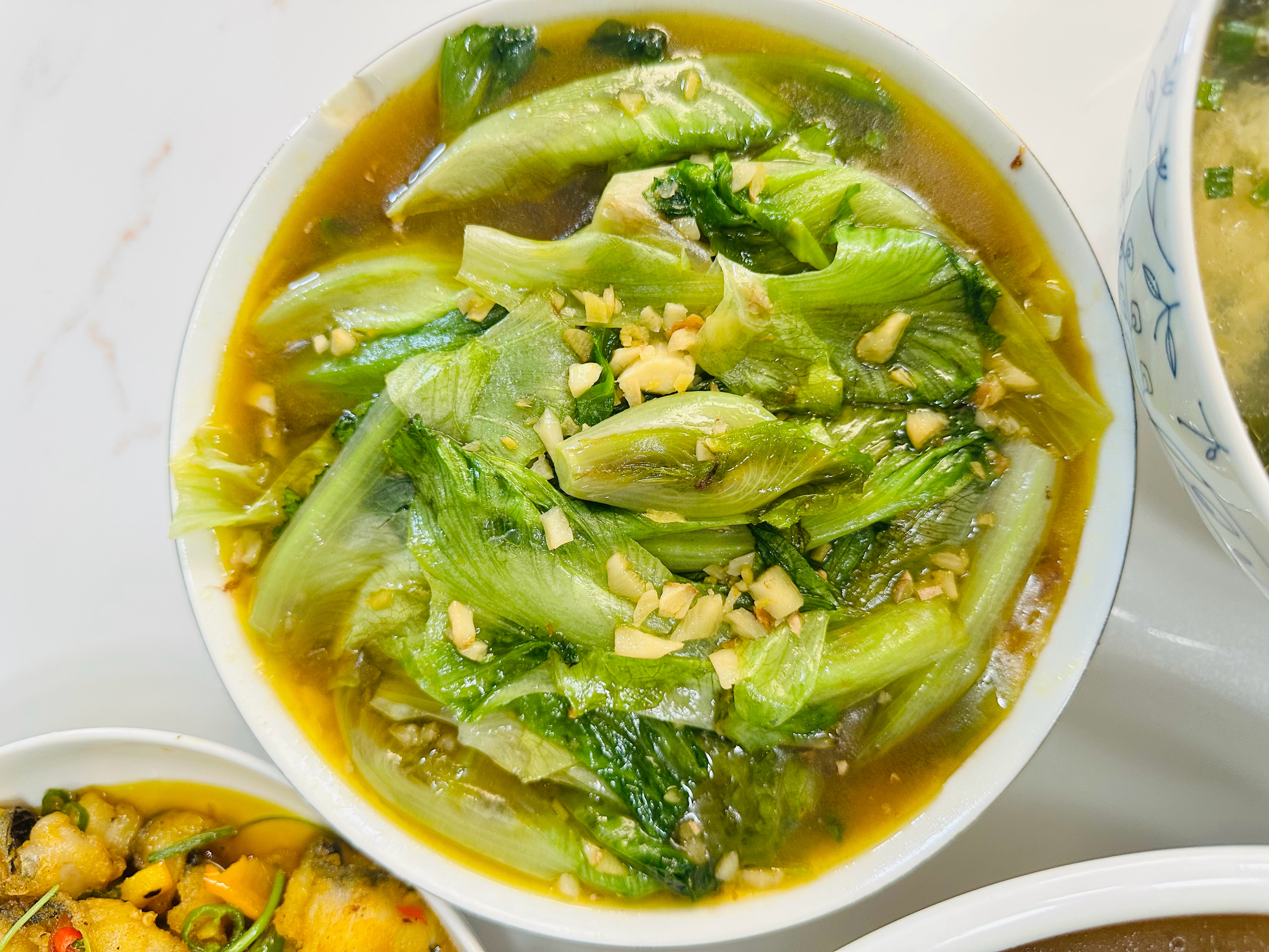 小w食堂⚡行不止步 枪鸣四海 小w食堂好久不见开饭啦！微博俱乐部WBG和平精英战