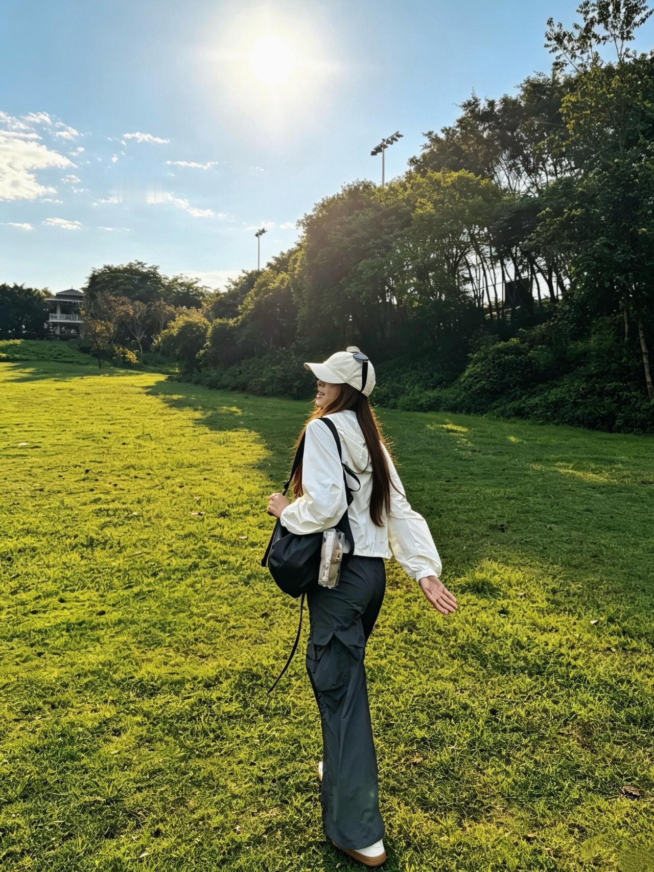 苗京京说
慢慢才懂
不顺才是人生常态
顺溜那几天，是老天给你放的假

小时候总觉