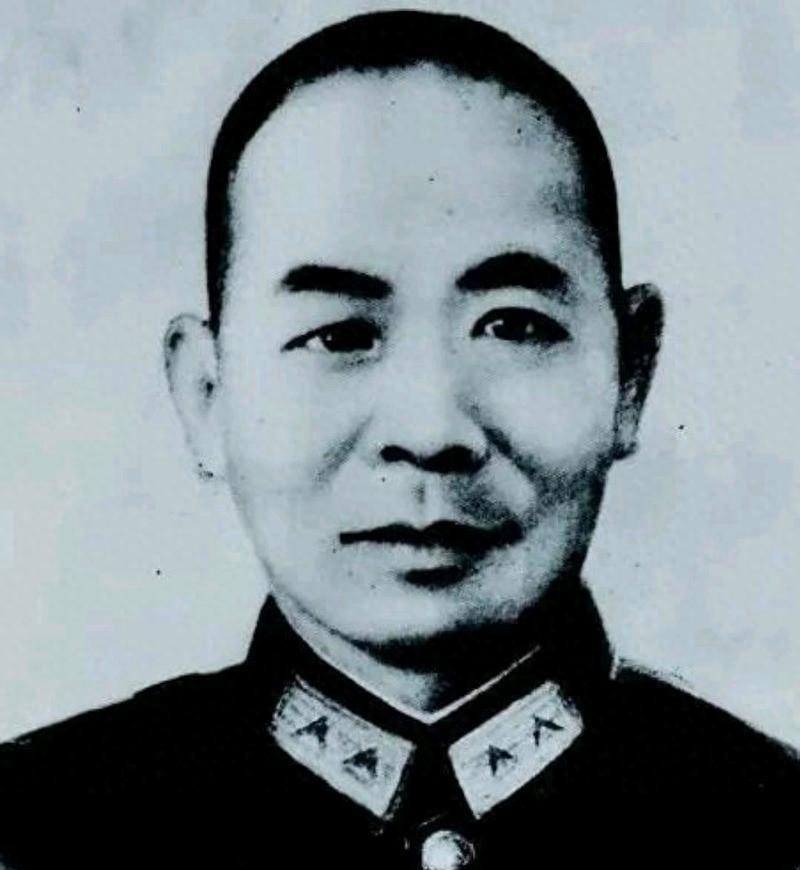 吴石或许从未想过，自己的女儿为了生活，最终选择嫁给一个比她大二十岁的男人！
19