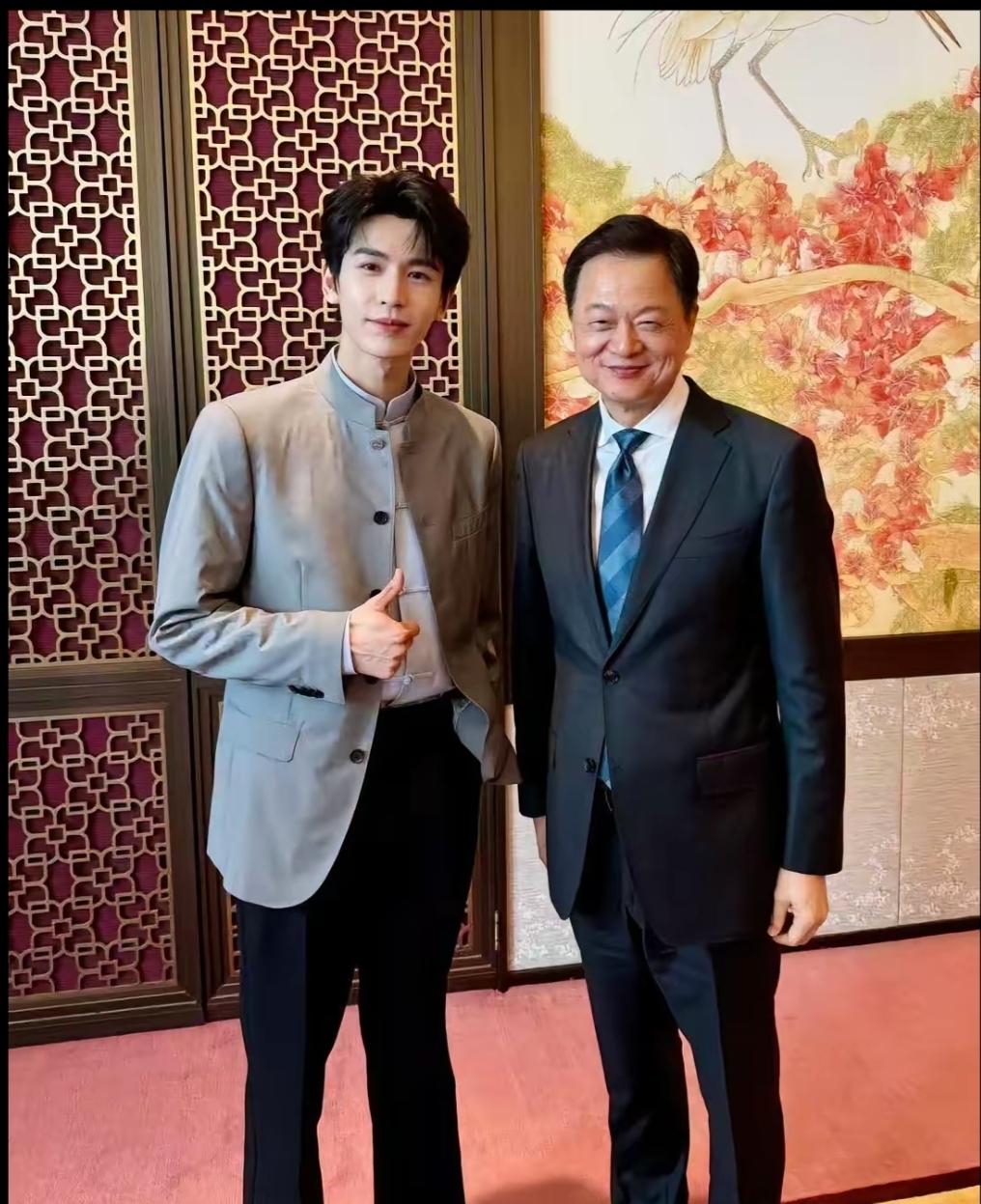 印象中周锡玮虽然经常笑容满面，但却是统派中敢与民进党针锋相对的硬汉，没想到硬汉也