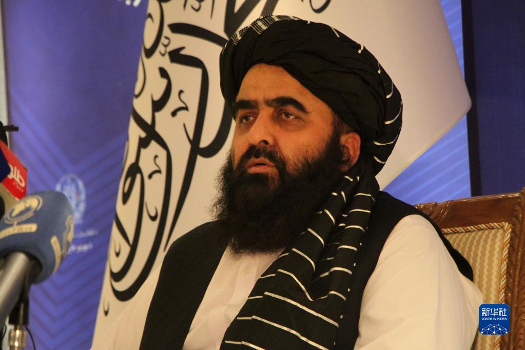 1.4万亿美元，折合人民币10万亿，阿联酋一口气把这笔钱砸向美国，时间节点就在伊