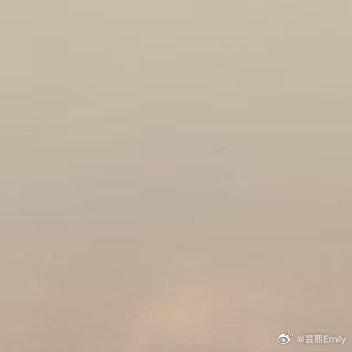 每日一善如果你盼望明天，那必须先脚踏现实。如果你希望辉煌，那么你须脚不停步。不论