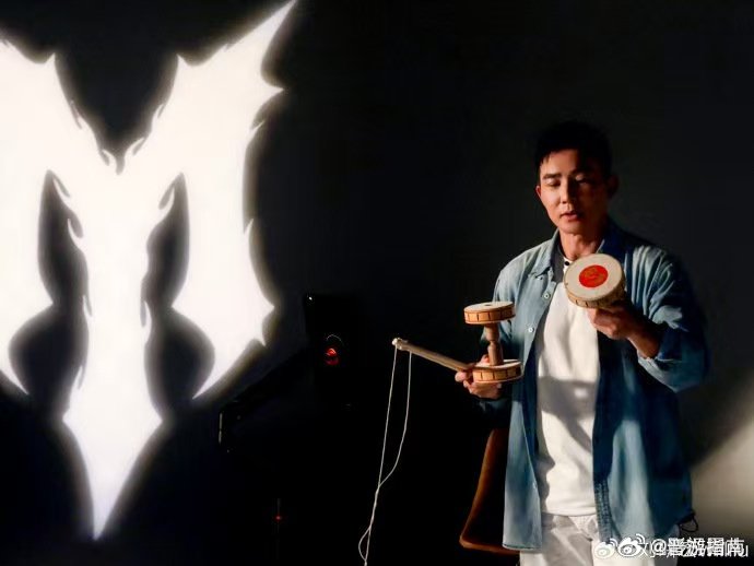 刘畊宏谁能想到刘畊宏去参加披哥了披荆斩棘刘畊宏褪去健身博主光环，来披哥重新做歌手