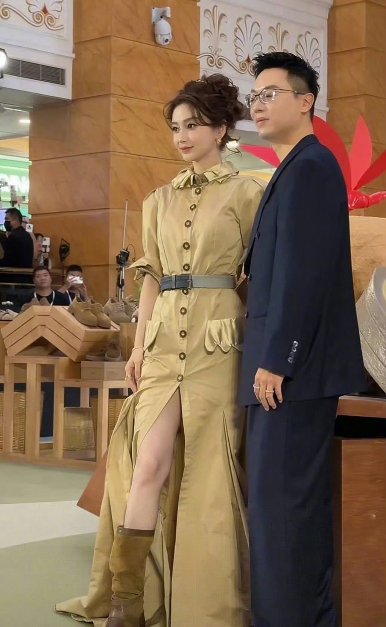 Angelababy今天活动生图，给打几分？ ​​​