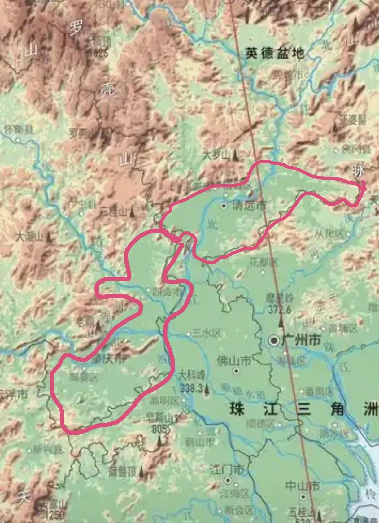 清远城区与肇庆城区平原面积大PK。
清远两个城区的平原面积为1030平方公里。其