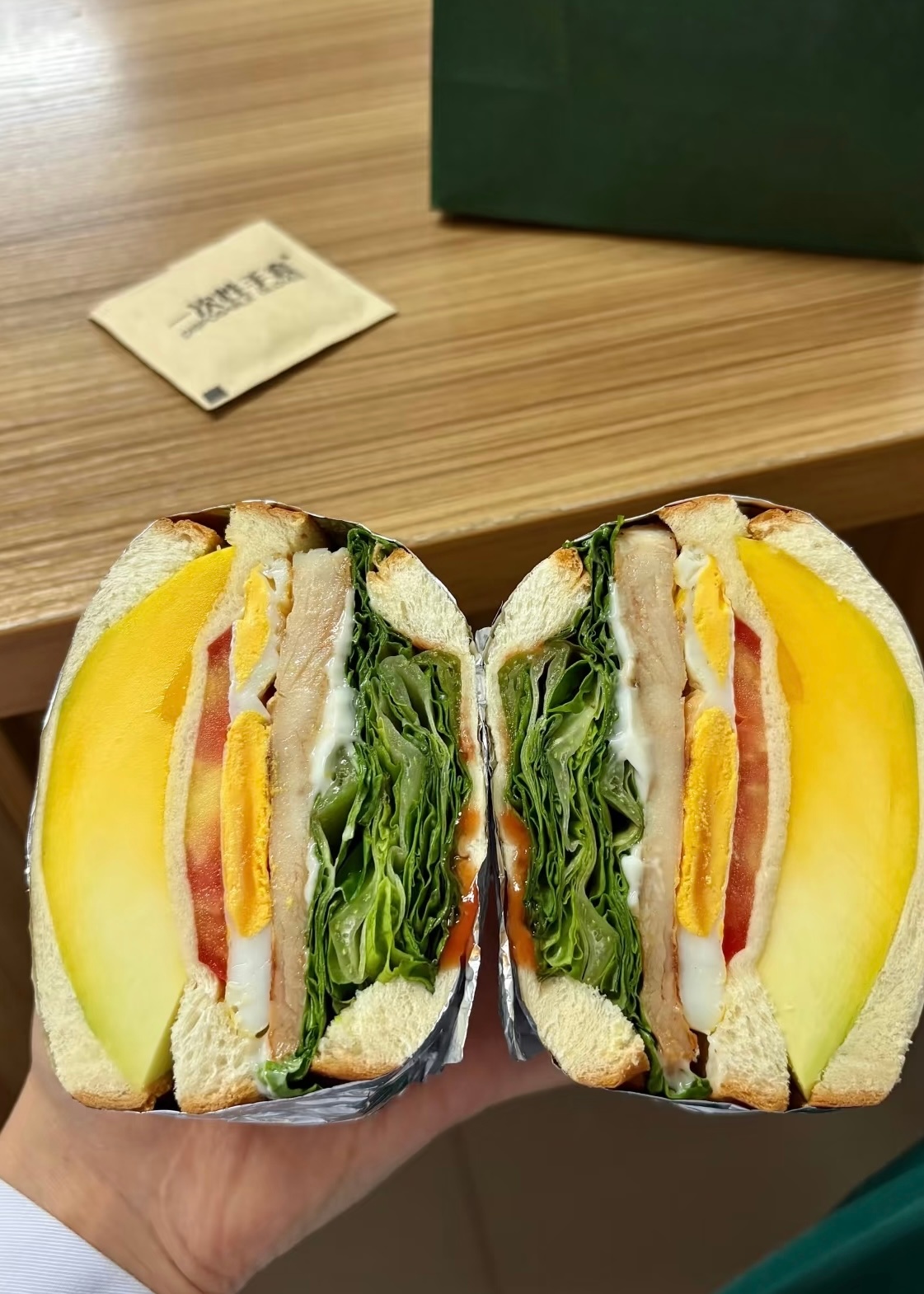 还是最喜欢充满生活感的照片 ​​​