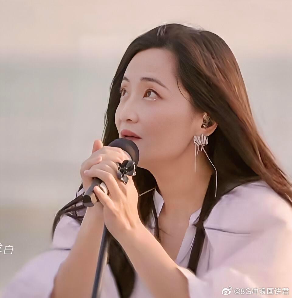 郭柯宇17岁拿百花奖影后郭柯宇是百花奖最年轻影后 谁懂啊，郭柯宇17岁就成了百花