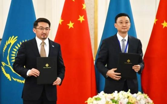 成了，中国和哈萨克斯坦谈成了。7月16日下午，哈萨克斯坦总统托卡耶夫和中方在上海