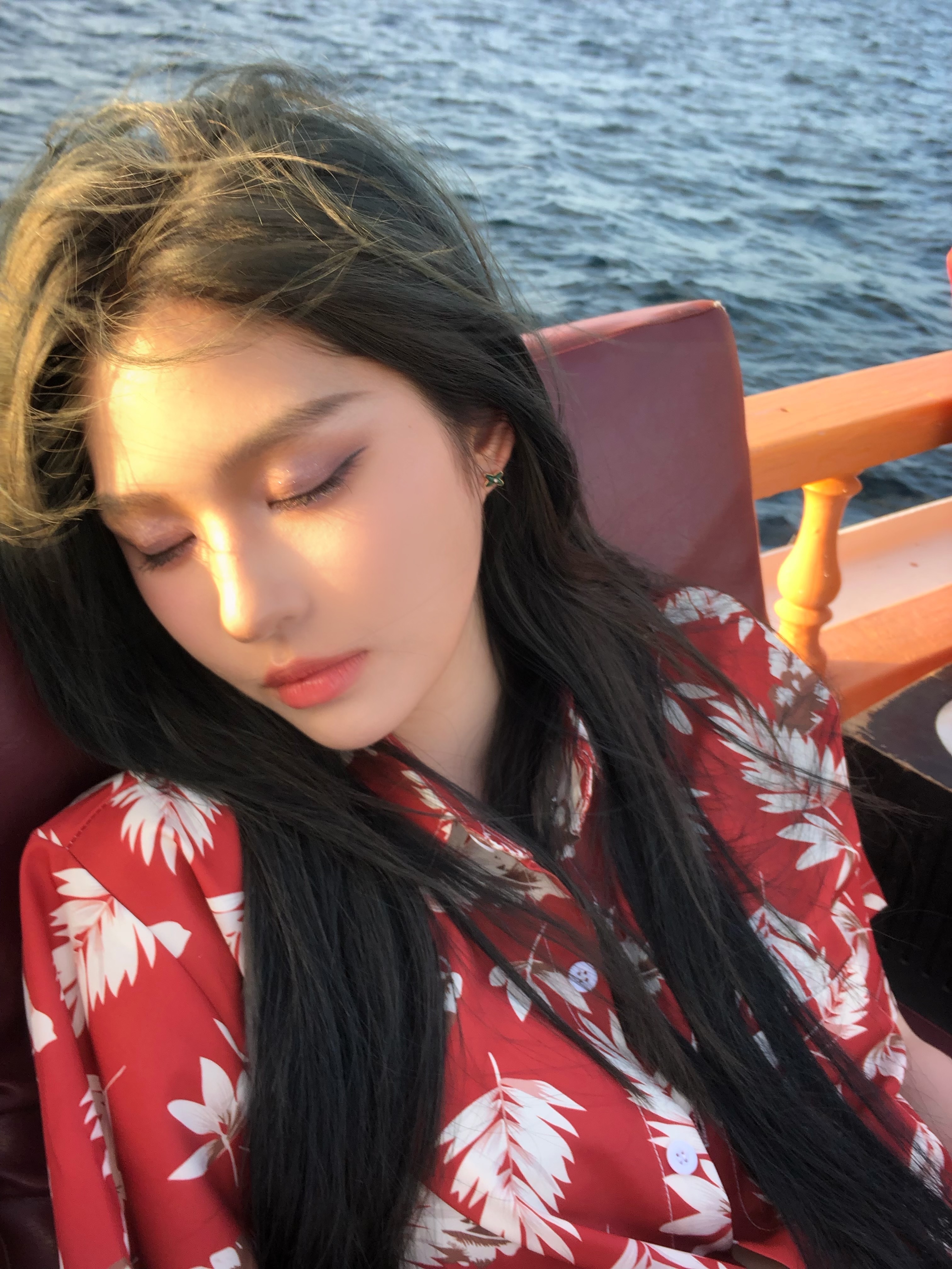 有个女生 好漂亮