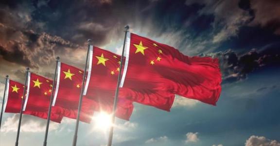 目前中国的两大问题，不是台湾问题，不是与美国的问题，也不是与日本问题，最难解决的