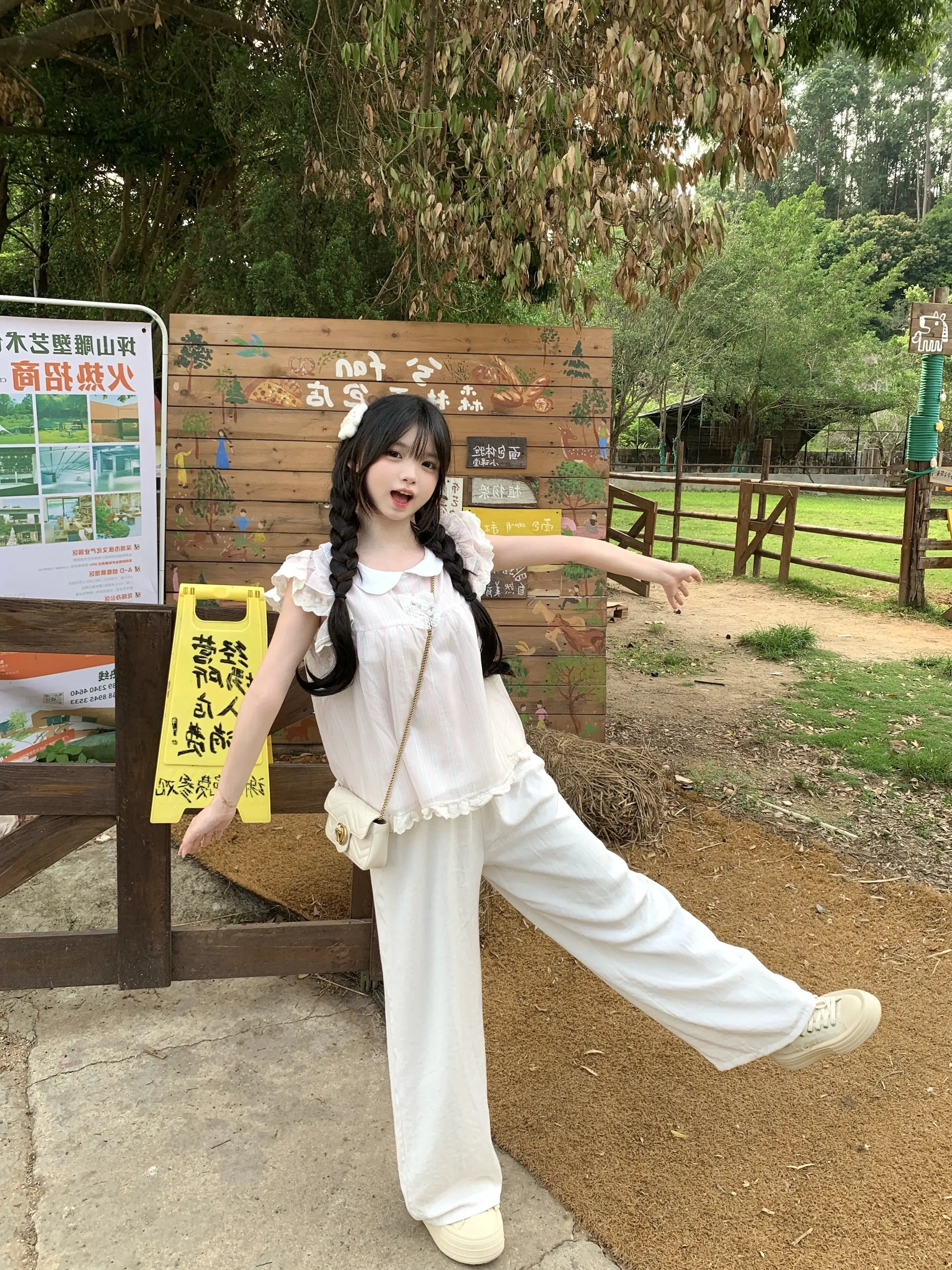 我假装大方~