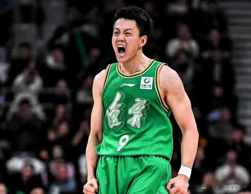 姜宇星，被辽宁高估的球员！
今年辽宁放走了弗格跟张镇麟，为了填补张镇麟的空缺，从