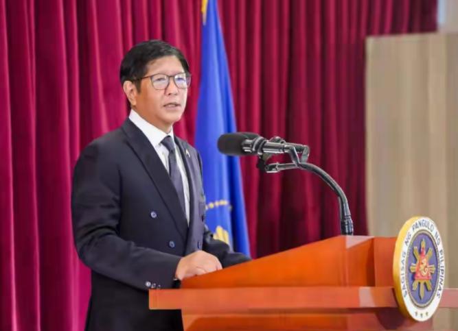 这次没有怪中国，菲律宾让人没想到！
 
菲律宾总统小马科斯这次居然换了个调子，他