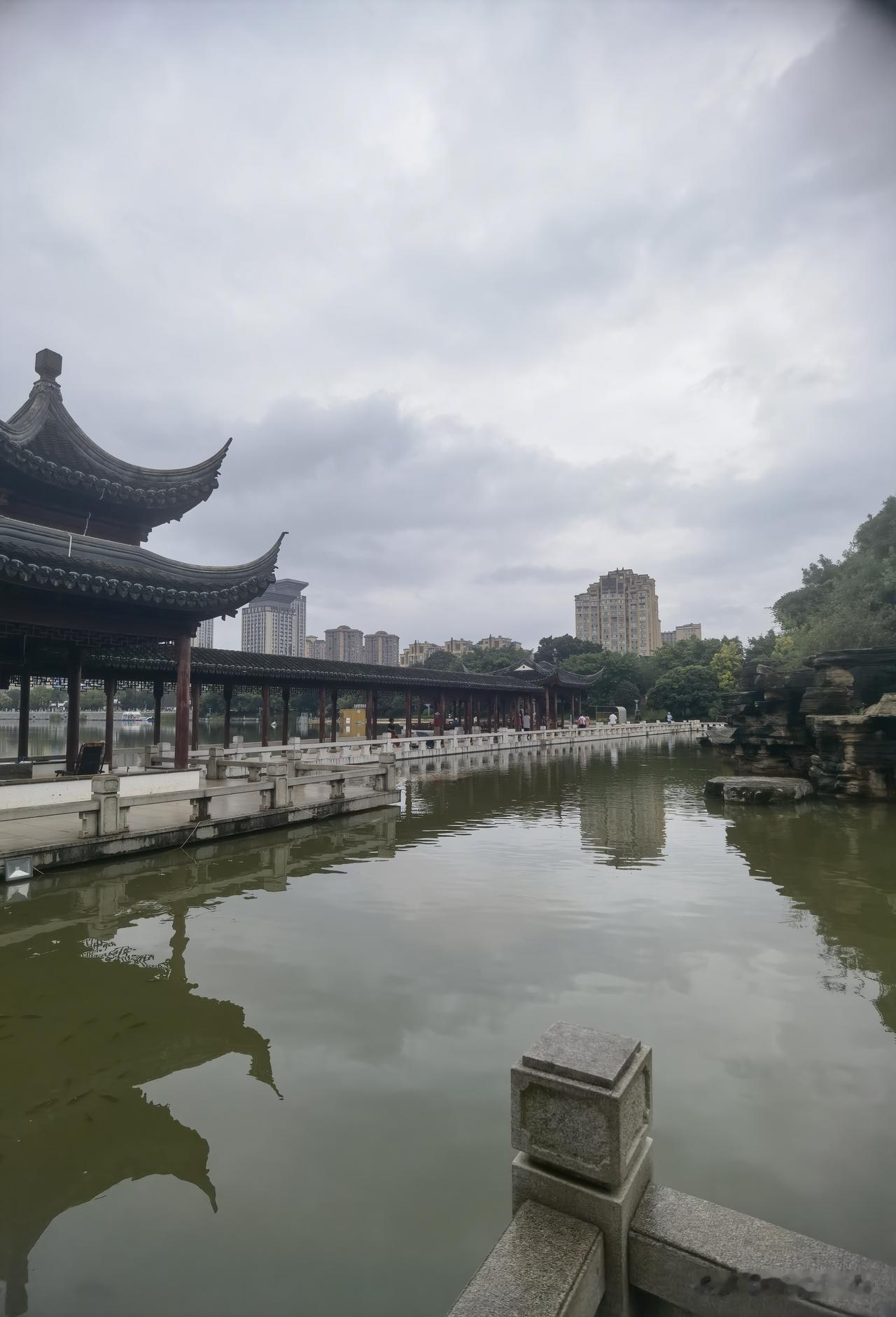 晒图笔记大赛岁月如歌，有激昂的副歌，也有低吟的间奏，共同谱写成生命的交响。