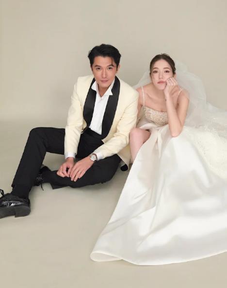 许玮甯与邱泽已经生下男婴宝宝，目前小baby已满月。有消息称，许玮甯邱泽将在九日