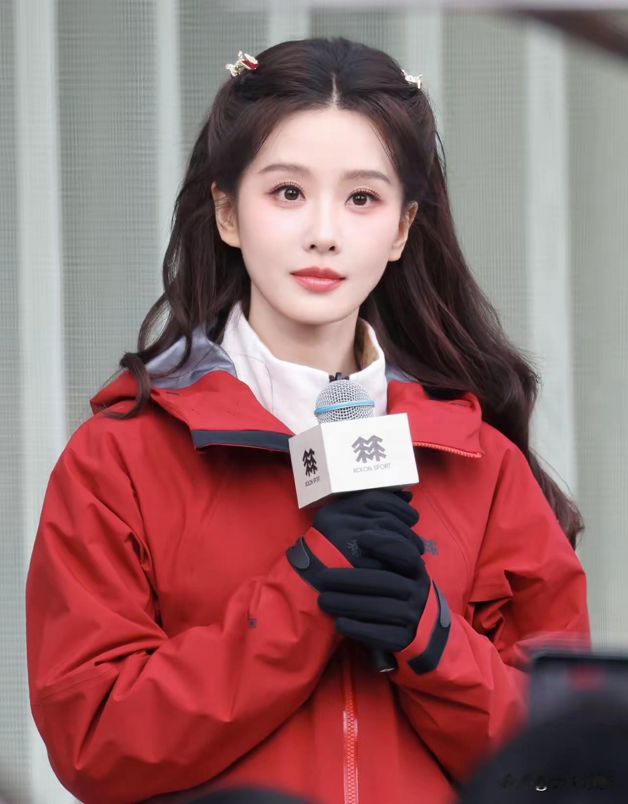 我能接受刘诗诗演戏少了，也能接受她嫁给大自己17岁的吴奇隆，但真的接受不了，她明