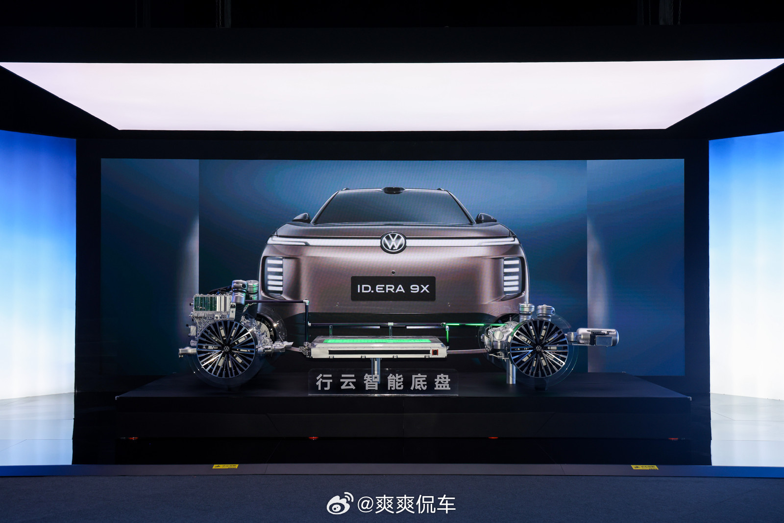 什么车敢0电量挑战高环193km时速还在怕增程车亏电拉胯、大车开着飘？ID. E