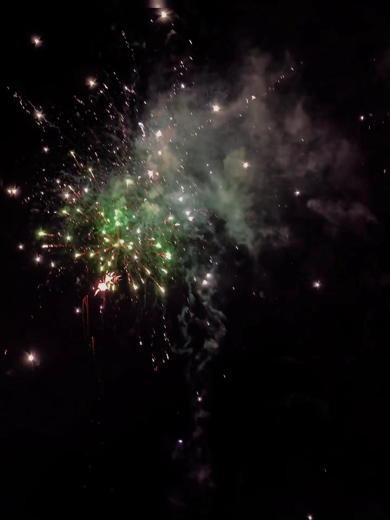 算了 或许你向往的生活里从没有我的身影