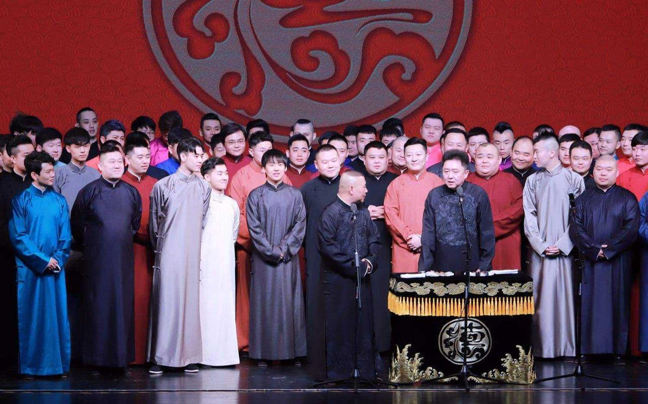 [呲牙]主流相声演员没几个人把观众当做衣食父母。。。
[呲牙]说的好不好无所谓，