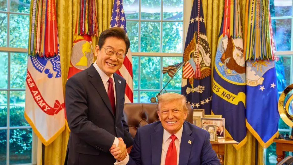 美国总统特朗普在Truth Social平台上宣布，韩国已承诺将从美国大规模采购