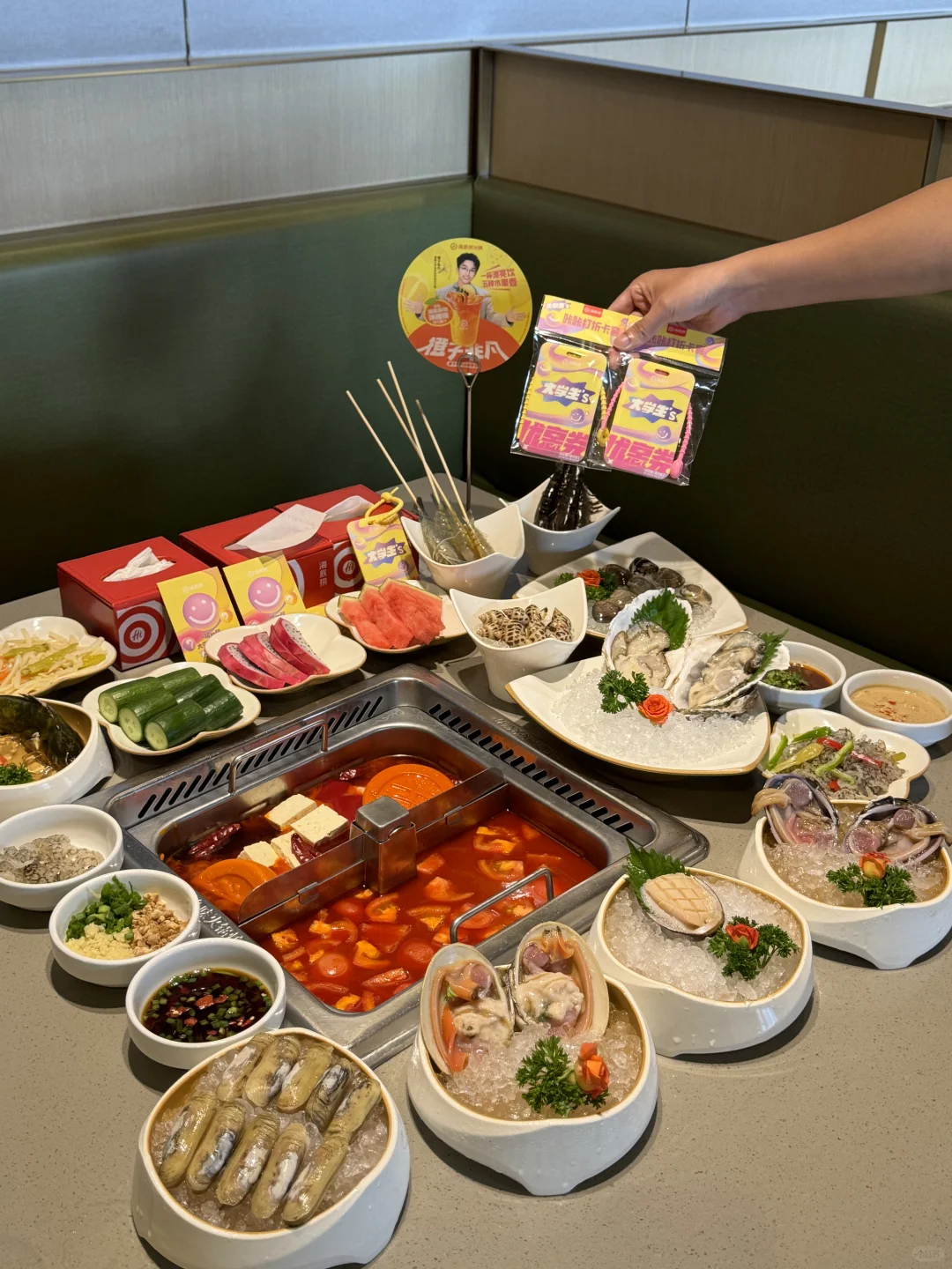 当海底捞碰上了开渔季和开学季！