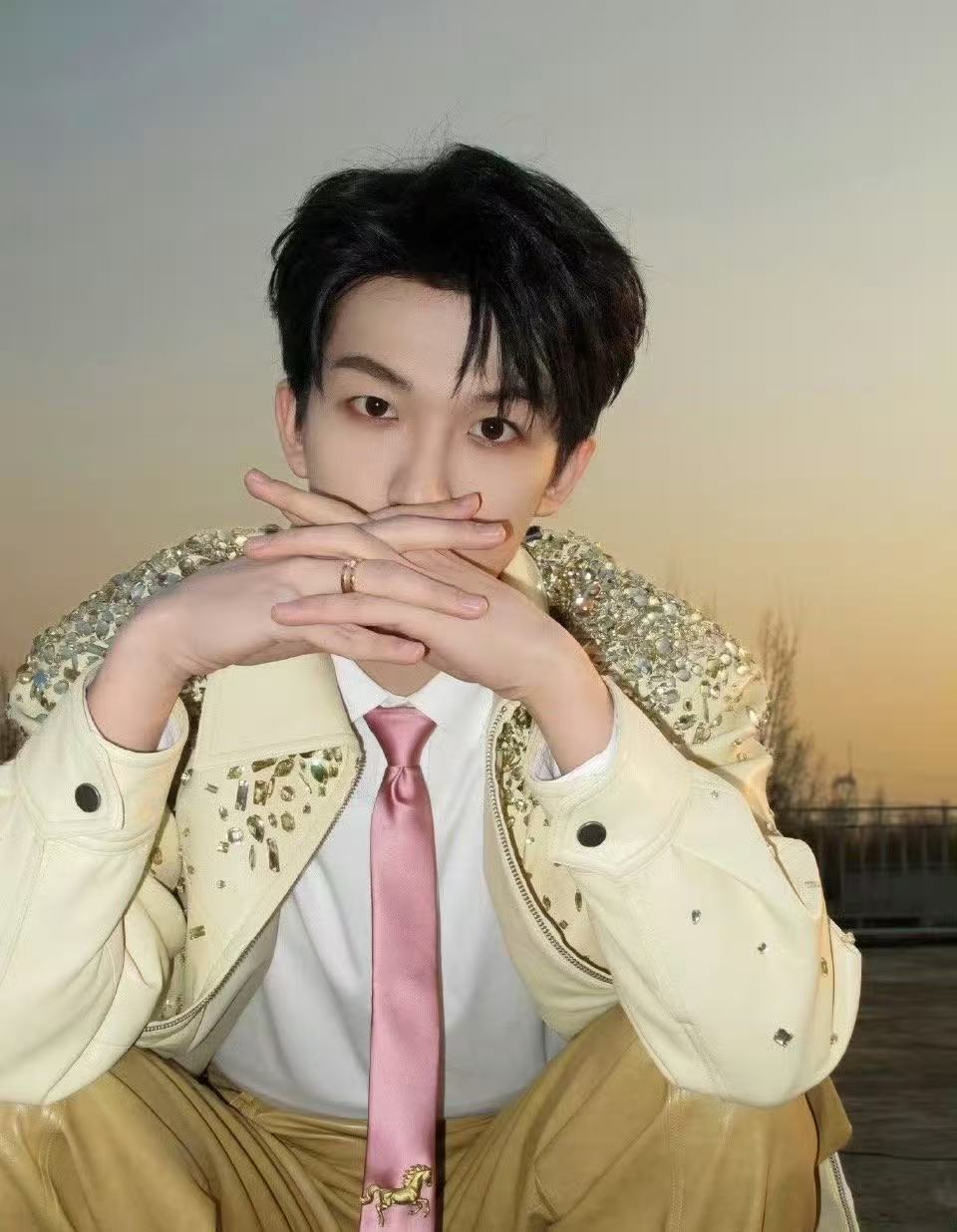 谁懂啊！黄子弘凡2026演唱会终于官宣这次我一定要站在台下一起合唱黄子弘凡