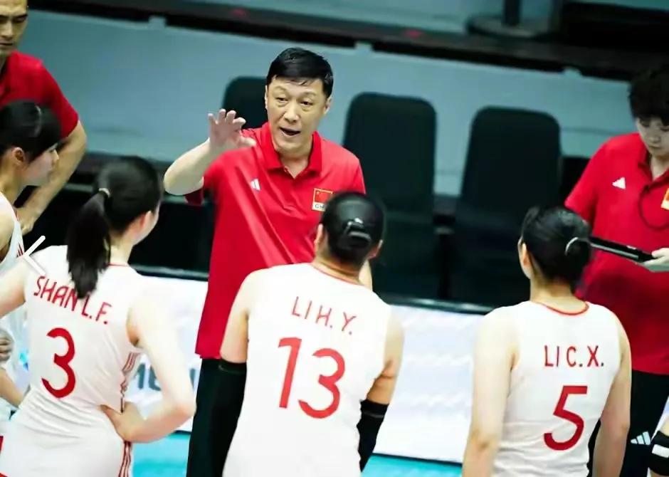 中国女排在世锦赛U21十六进八的比赛中，轻松的以3:0战胜了泰国队，成功的进入了