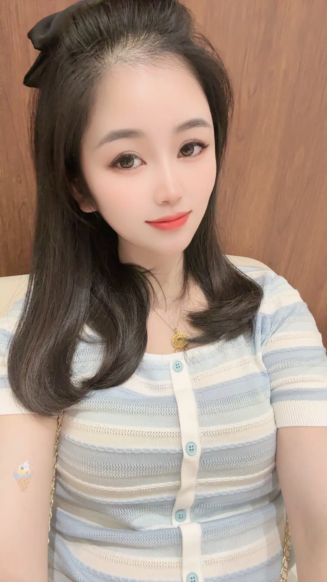 “在这不老不小的年纪，拿什么来安慰自己”