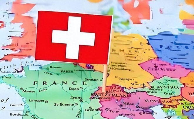 很多人以为中立国靠的是爱好和平和外交手段，别天真了，在全球丛林法则里，没有实力早