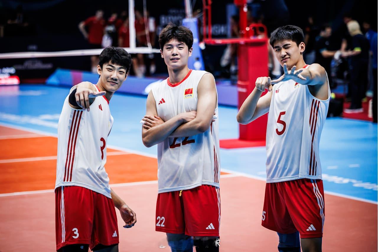 2025U19男排世锦赛 中国队3比2大逆转战胜阿根廷队组照。 ​​​