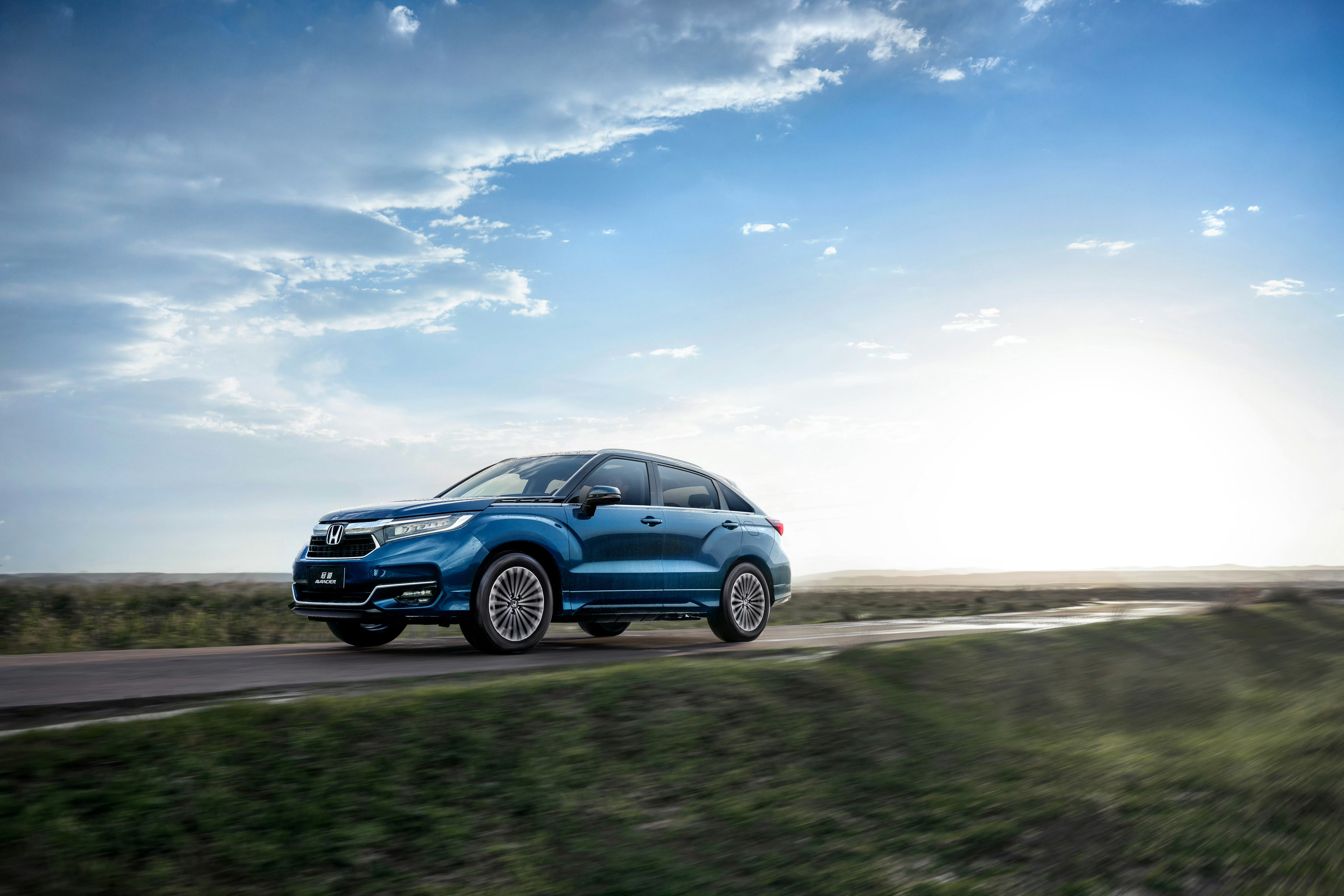 华聊车事广本 冠道它还是那台不错的大五座SUV,可惜被如今一众同价位的新能源SU