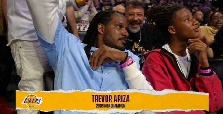 【🔥 湖人vs火箭，阿里扎父子观战现场🏀🔥】湖人vs火箭，一场充满激情与热