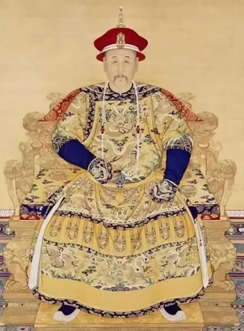 雍正当亲王时就是个小富翁，亲王的俸禄一年一万八千两外加俸米五千斛足够他养活全府人