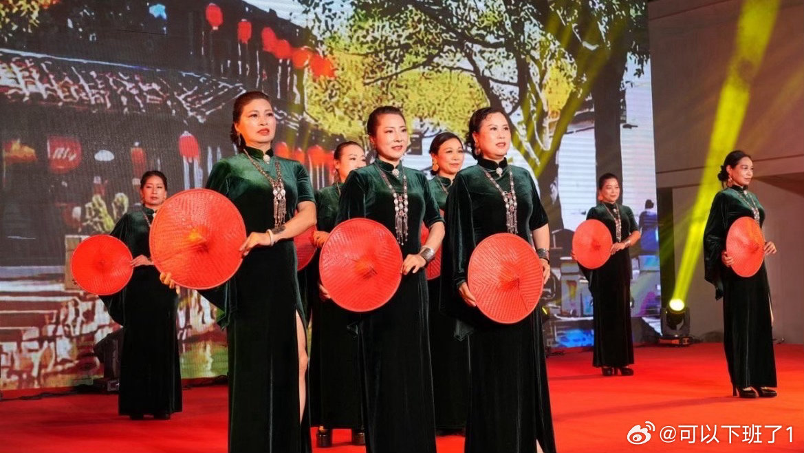 台州这场文艺汇演有温度更有内涵黄岩桔源社区携手共建单位开展文艺汇演，结合反诈科普