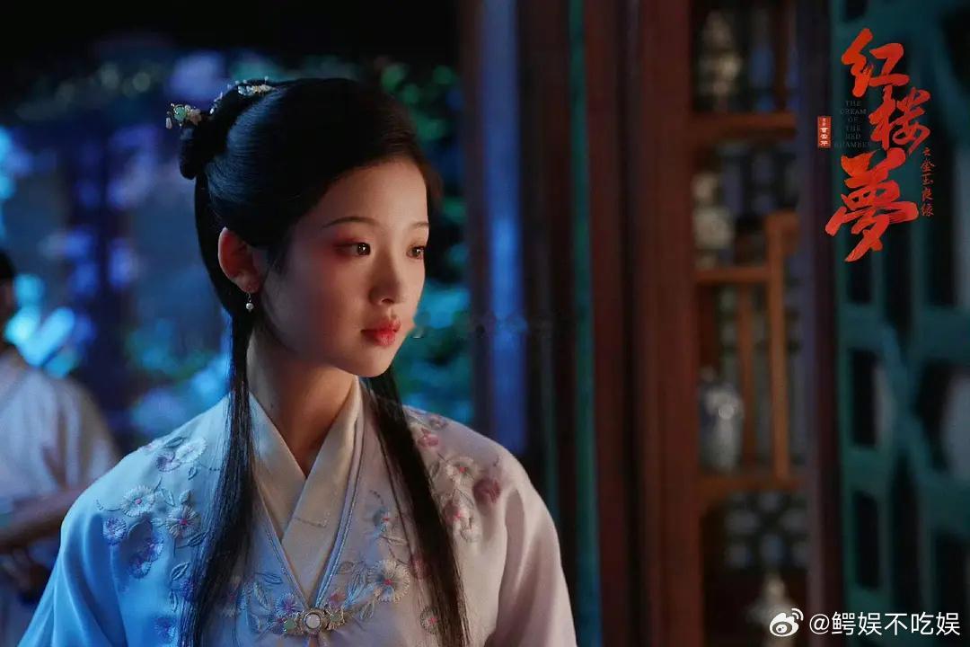 张淼怡发文回应近期争议，说这部烂片至少可以推广名著，真是一点文化都没有，路人缘这