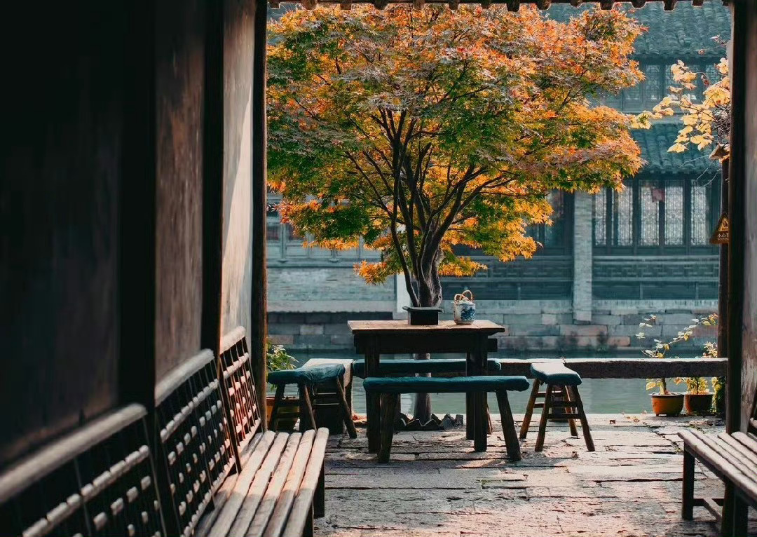 一些熟知名言俗语的下半句:1、水至清则无鱼，后半句是：人至察则无徒2、春宵一刻值