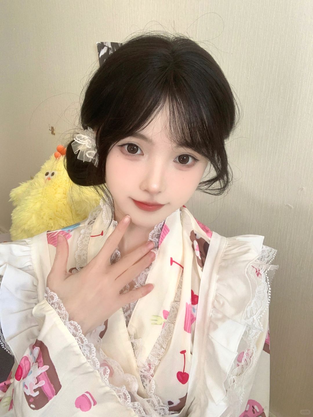 侧丸子头谁扎谁好看