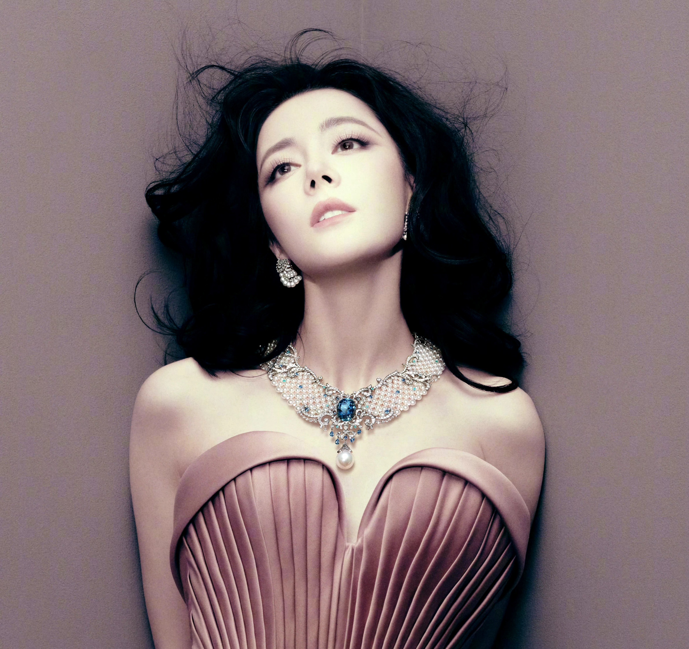 迪丽热巴迪丽热巴0603生日快乐 dlrb 今天星期巴 dlrb 迪丽热巴“其实