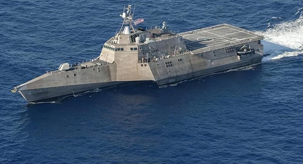 特朗普不续签军控条约，拉夫罗夫都亲自出来催了，他还是不动。表面上看是两国博弈，实