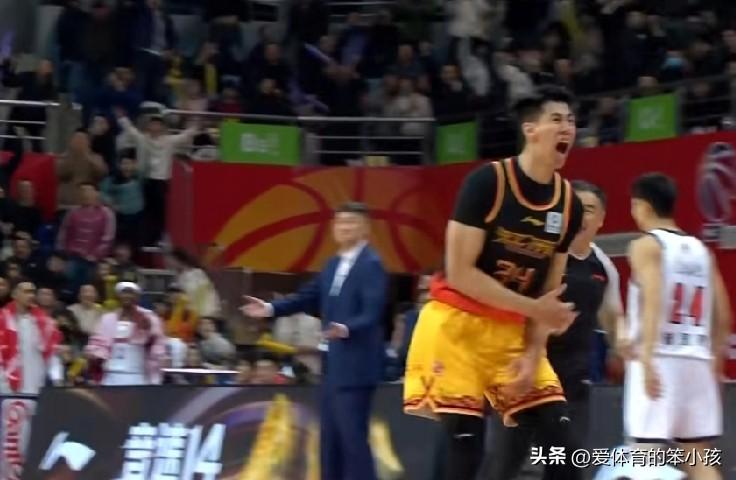 CBA联赛的赛场上，上一个比赛日的比拼当中，强大的北京首钢是在弱旅福建晋江文旅面