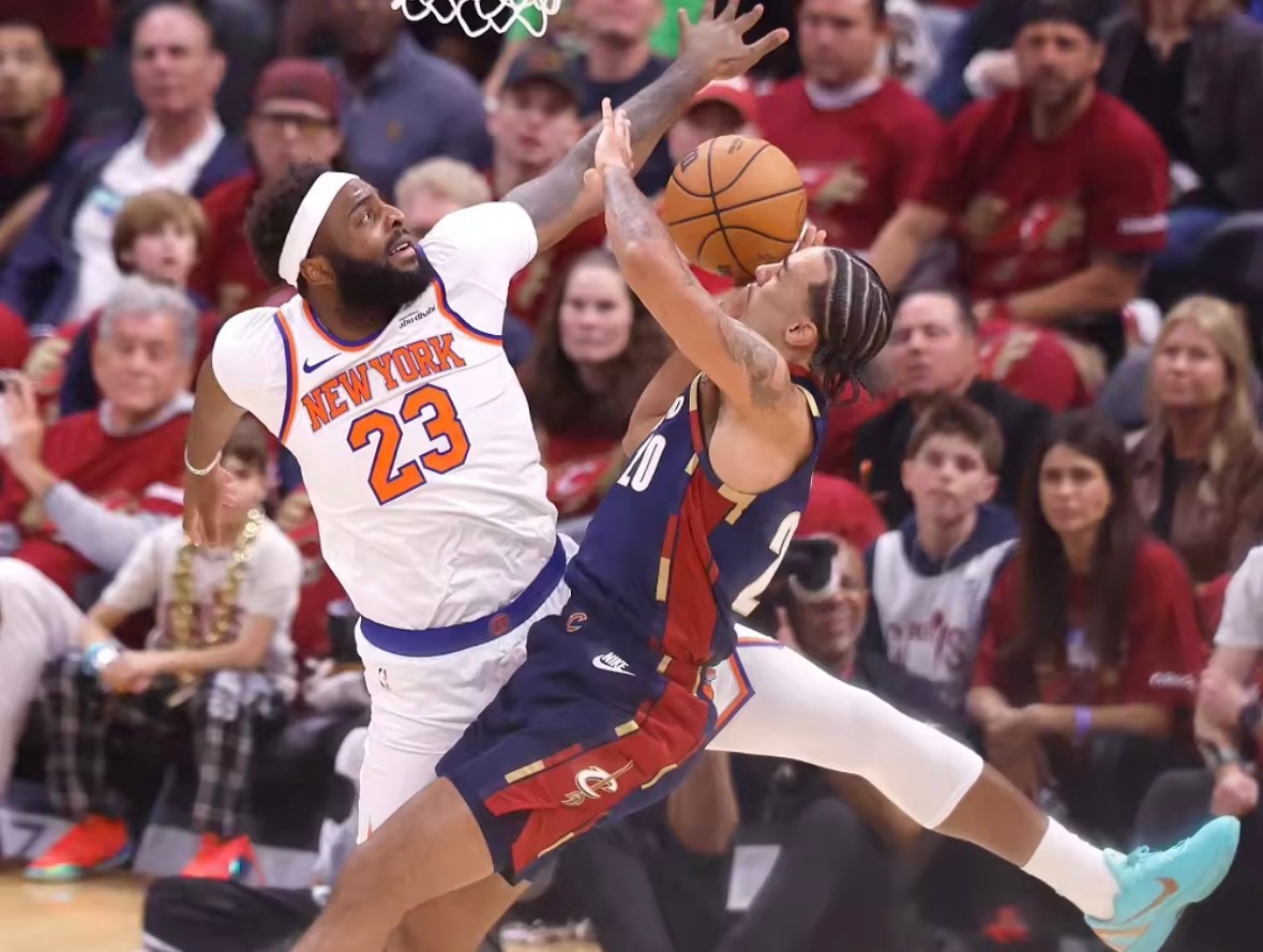 明日进行的NBA 总决赛G1，尼克斯客场挑战马刺。今日，尼克斯官方更新球队替补中